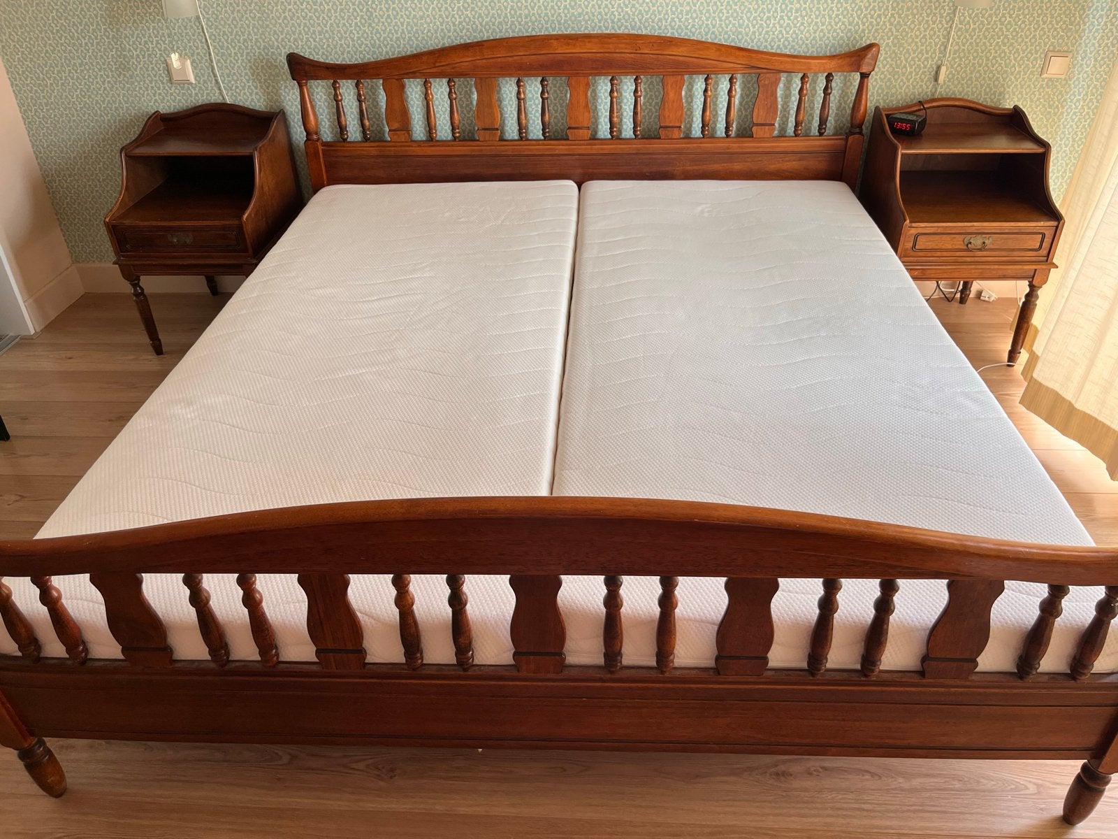 Tweepersoonsbed 180x200 cm met stevig spiraal, Ophalen, Gebruikt, Tweepersoons, 180 cm