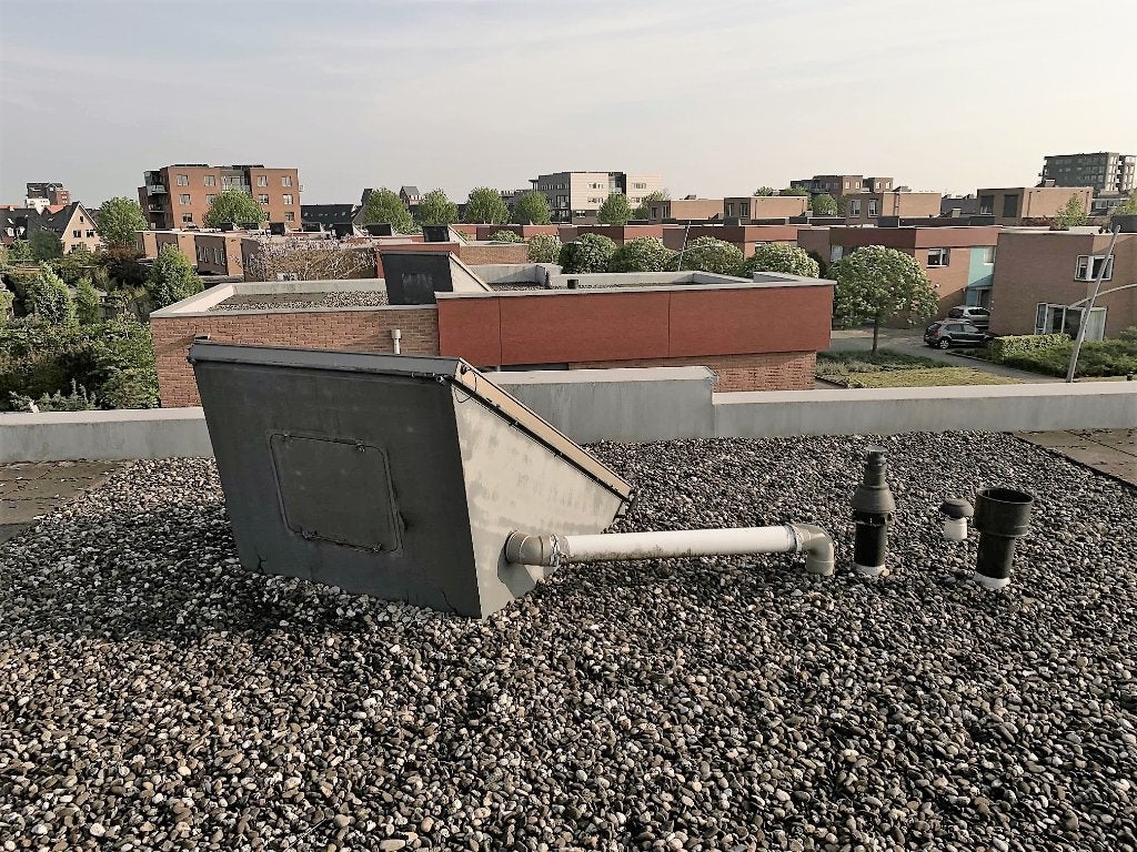 Zonneboiler systeem voor op een plat dak, Doe-het-zelf en Verbouw, Ophalen, Gebruikt, 100 liter of meer, Boiler