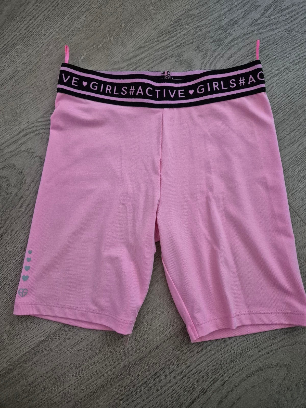 Sportbroekje maat 146, Kinderen en Baby's, Kinderkleding | Maat 146, Ophalen of Verzenden, Zo goed als nieuw, Meisje, Broek