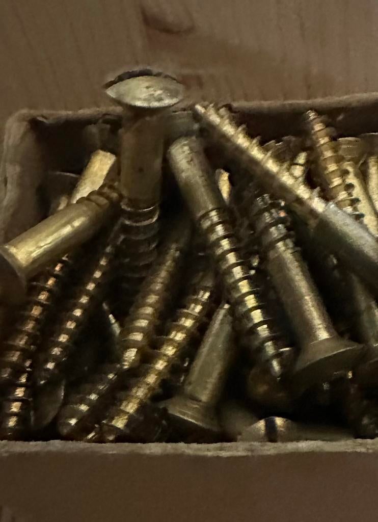 Schroeven messing voor antiek meubilair, Ophalen, Zo goed als nieuw, Minder dan 50 mm, Schroeven