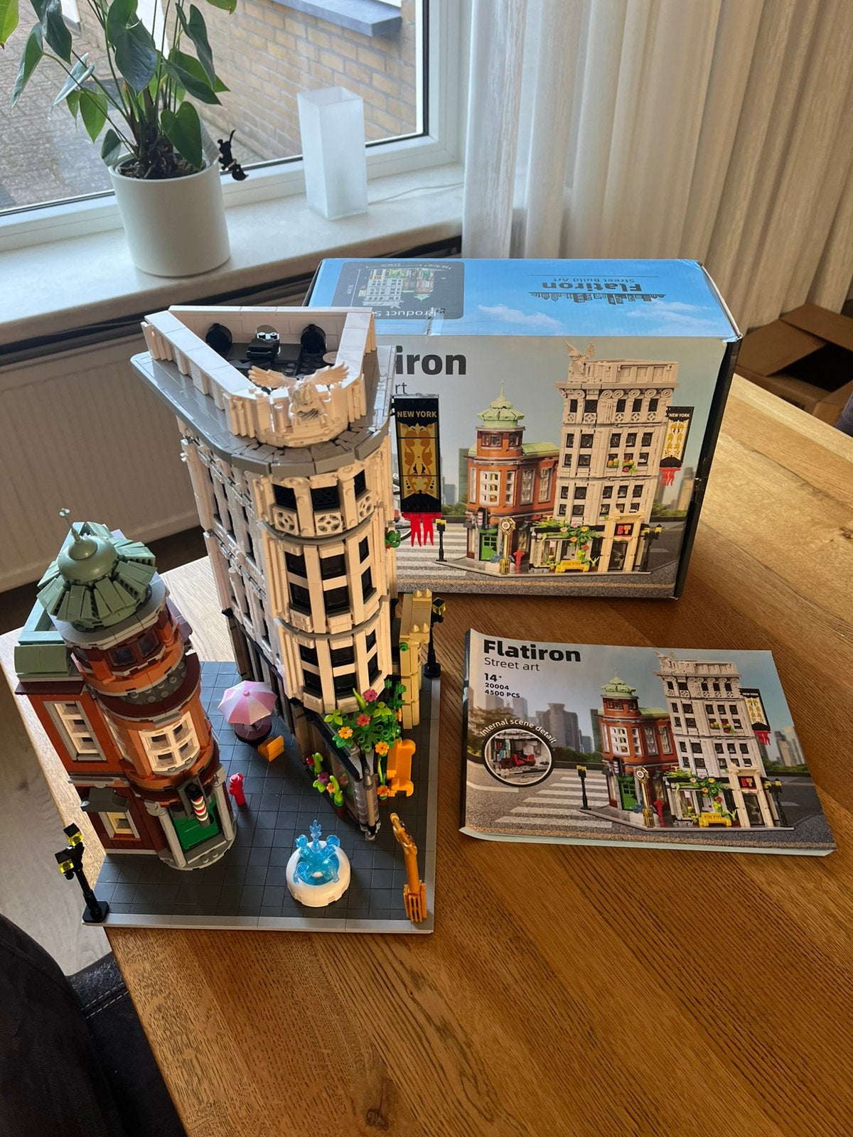 Lepin Flatiron street. Maar liefst 4500 stukjes, Ophalen of Verzenden, Zo goed als nieuw, Overige merken