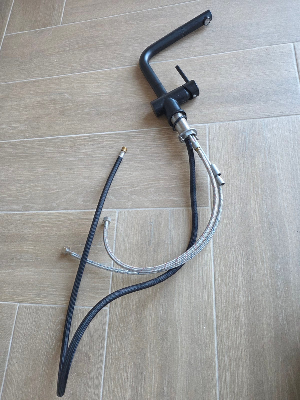 Tweedehands spoelbak met Caressi kraan, Ophalen, Zwart, Overige merken, Overige typen