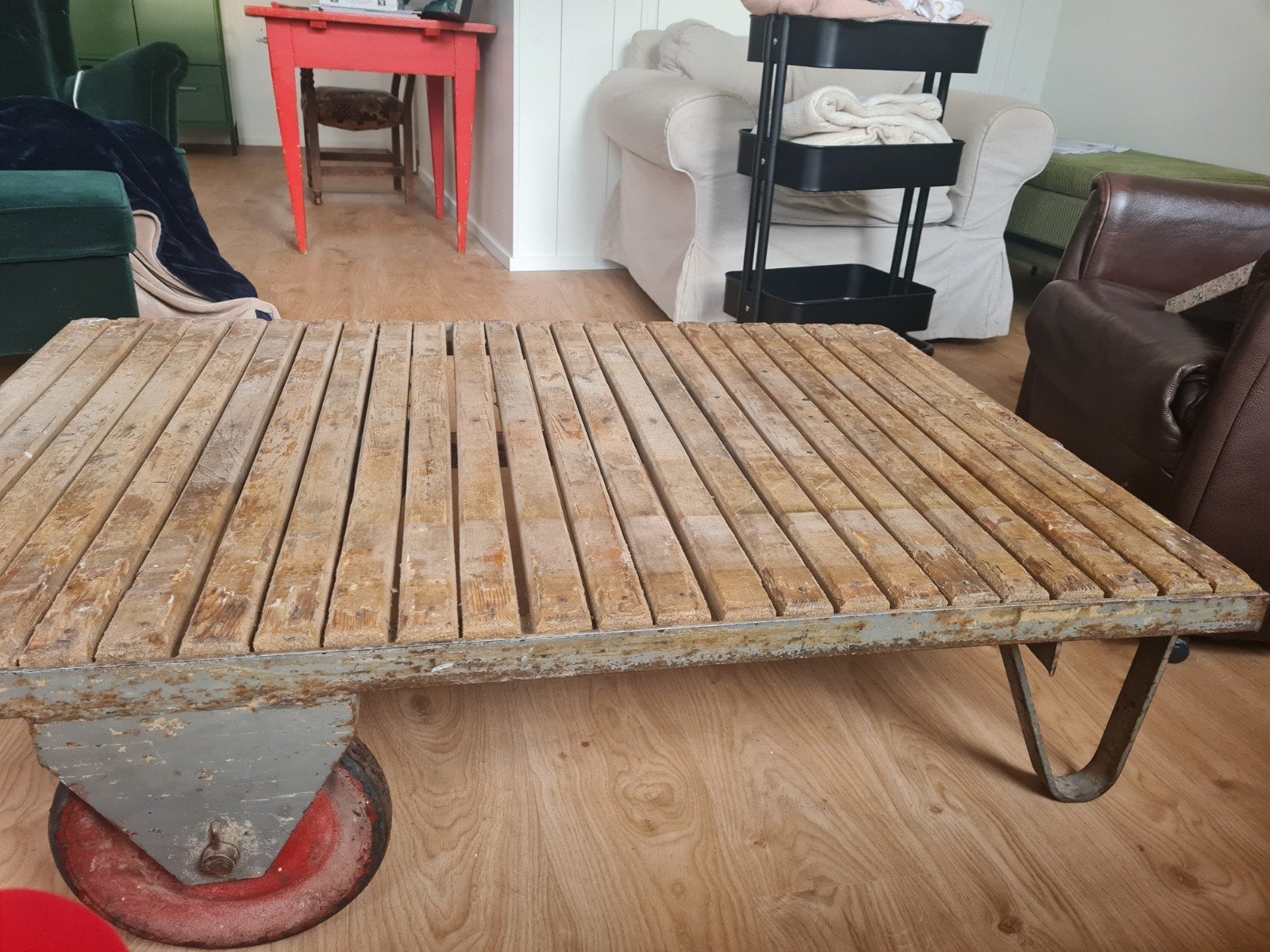 Trolley/Tafel, Huis en Inrichting, Tafels | Bijzettafels, Ophalen, Gebruikt, 75 cm of meer, Industrieel