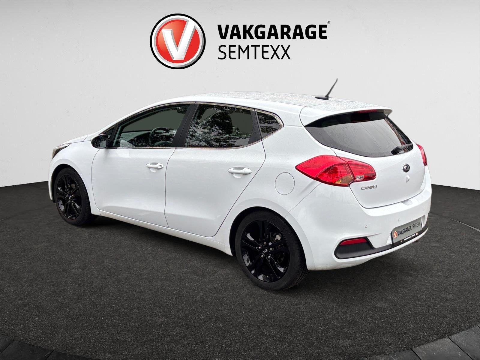 Kia Cee'd 1.6 GDI BusinessLine | Automaat | Clima | Cruise |, Auto's, Kia, Euro 5, 135 pk, Gebruikt, 4 cilinders
