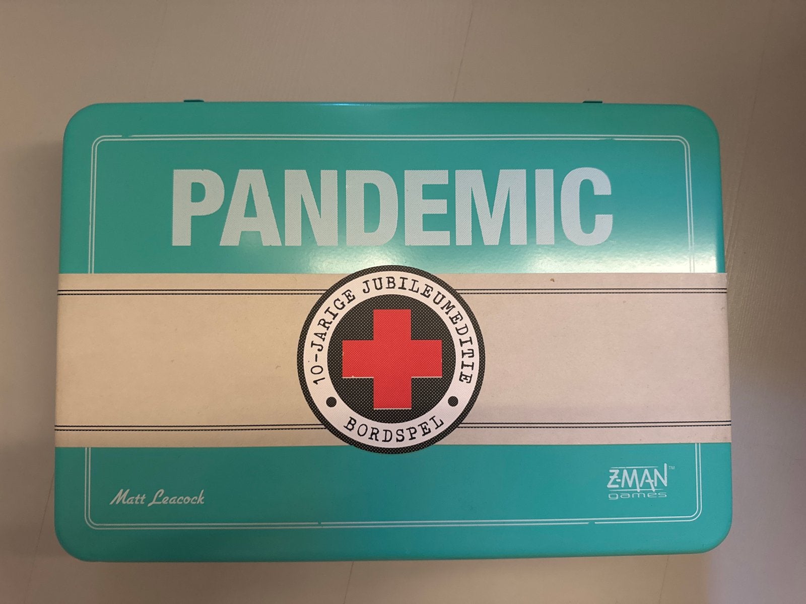 Pandemic 10-jarige Jubileumeditie Bordspel, Drie of vier spelers, Ophalen of Verzenden, Zo goed als nieuw