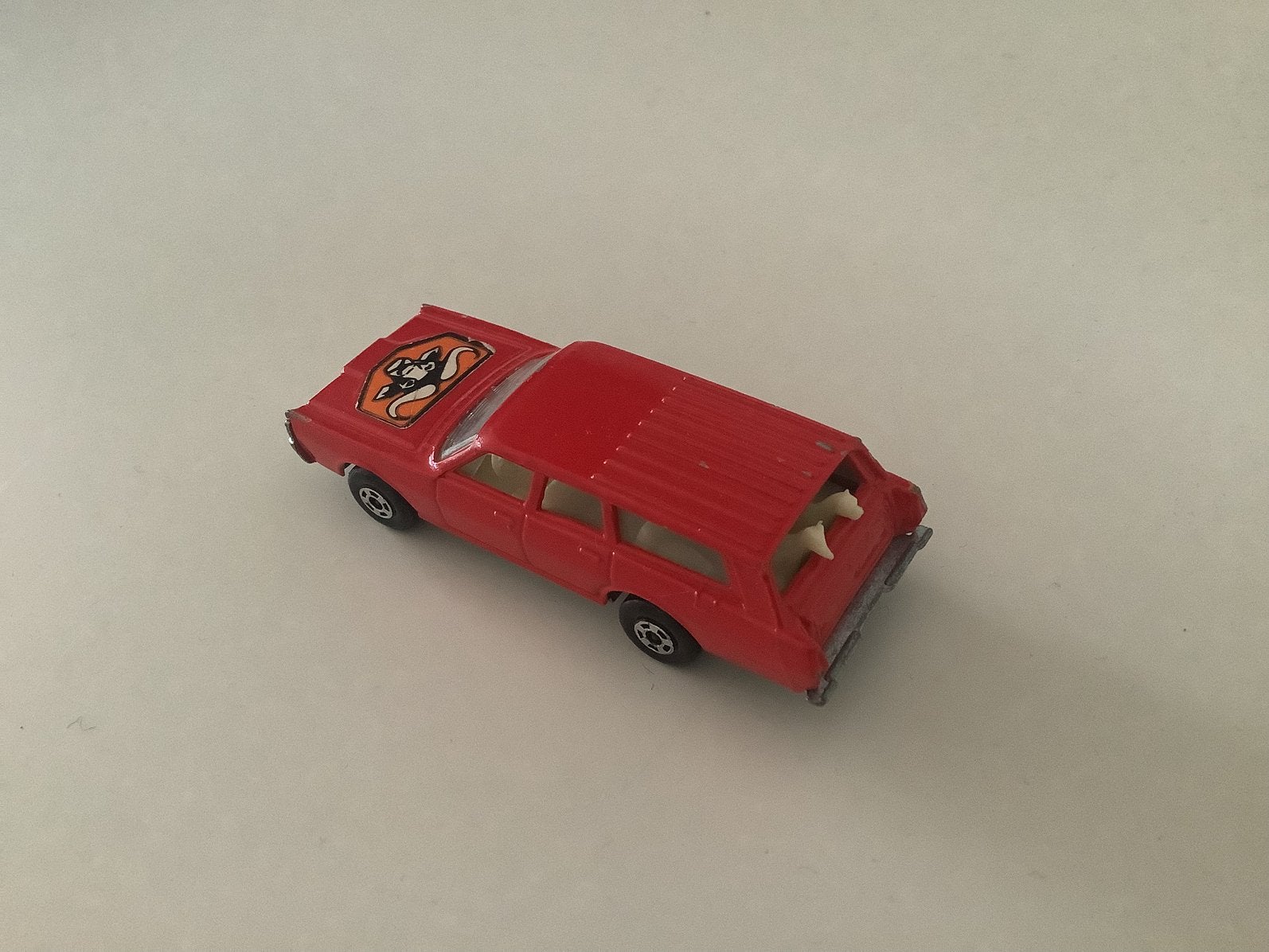 Matchbox Mercury met twee honden uit 1968, Hobby en Vrije tijd, Modelauto's | 1:43, Ophalen of Verzenden, Zo goed als nieuw, Auto