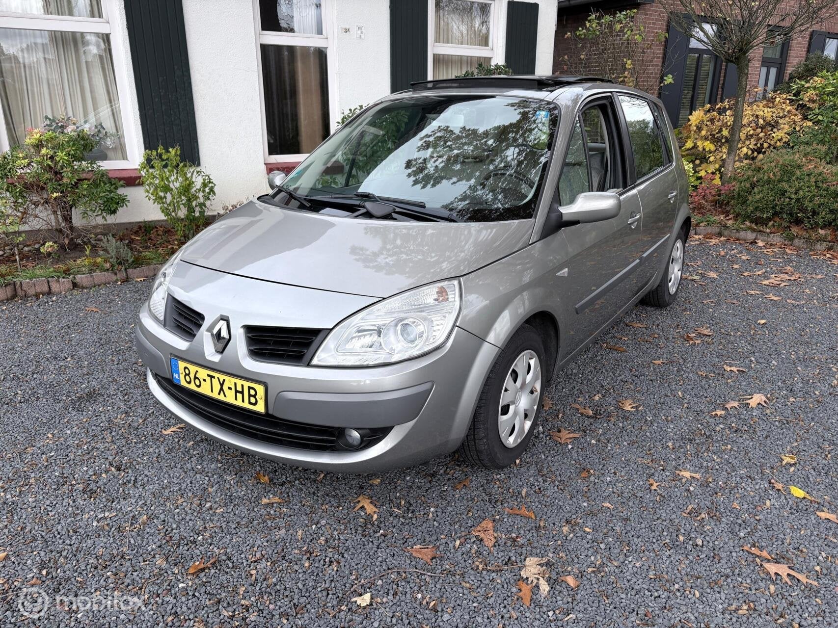 Renault Scenic 1.6-16V | TREKHAAK | PANODAK | 143.000KM |, Gebruikt, 1295 kg, 4 cilinders, Origineel Nederlands