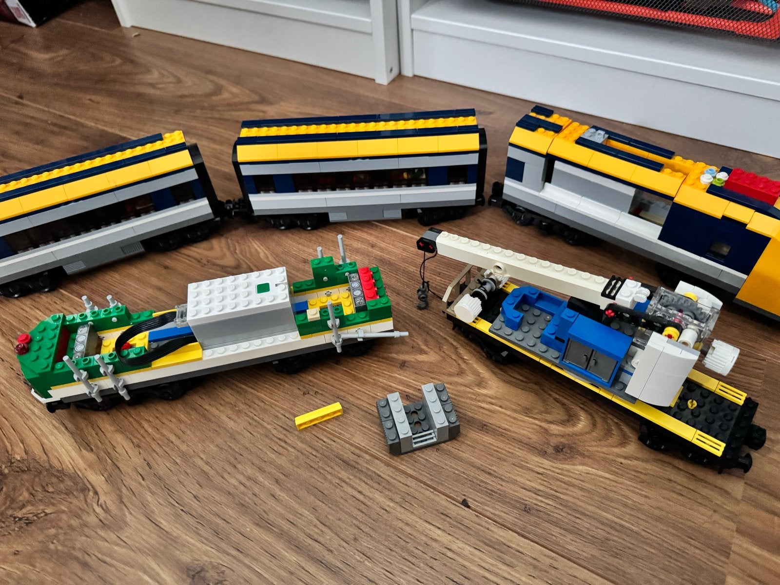 Lego elektrische trein met wagons en instructies, Ophalen, Lego, Compleet, Complete set