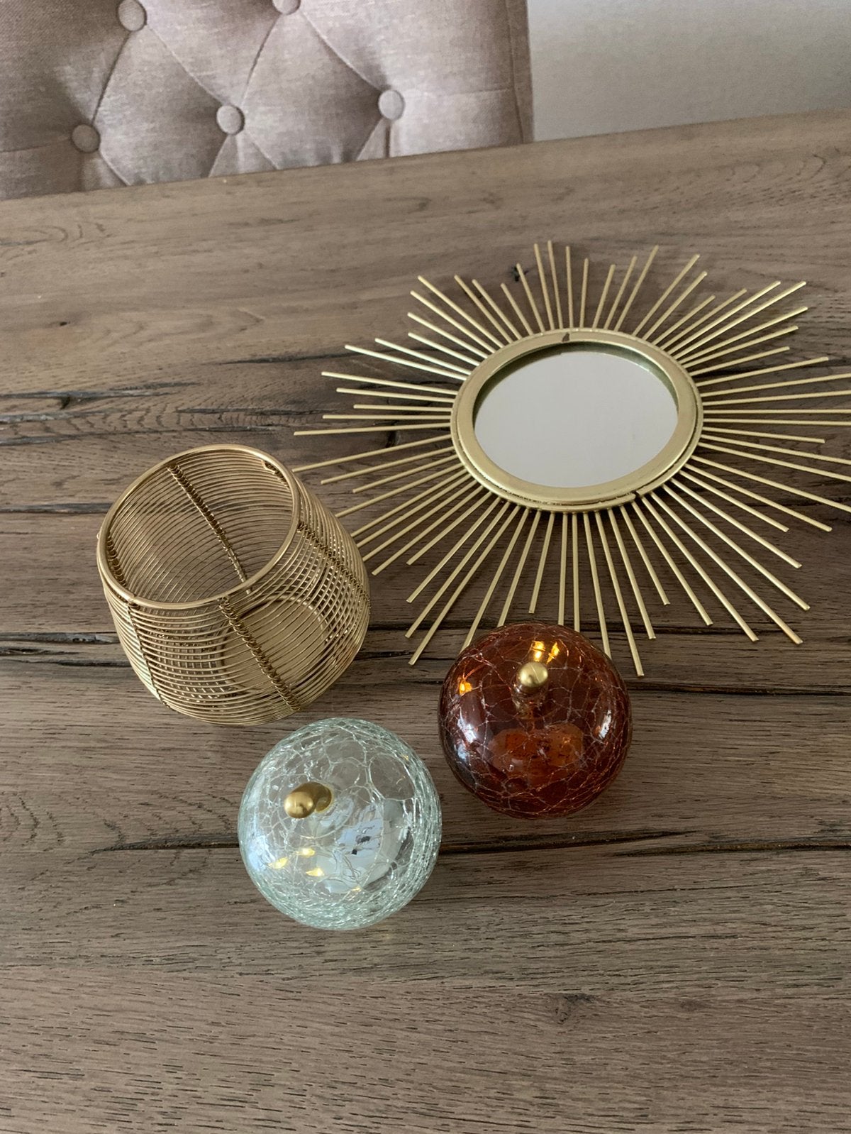 ophangspiegeltje..theelicht..2 licht appeltjes 5 euro samen, Ophalen, Minder dan 50 cm, Rond, Zo goed als nieuw