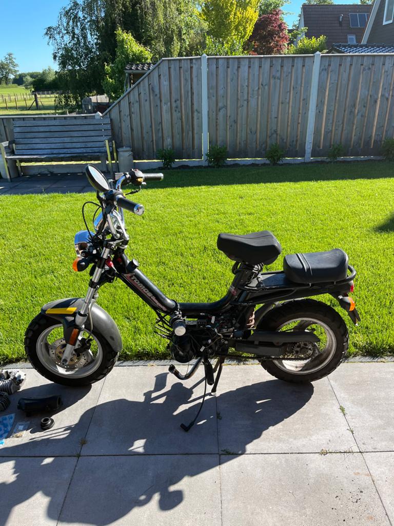 Tomos Youngster 50cc brommer geel kenteken - opknapper, Ophalen, Gebruikt, Overige modellen, Maximaal 45 km/u