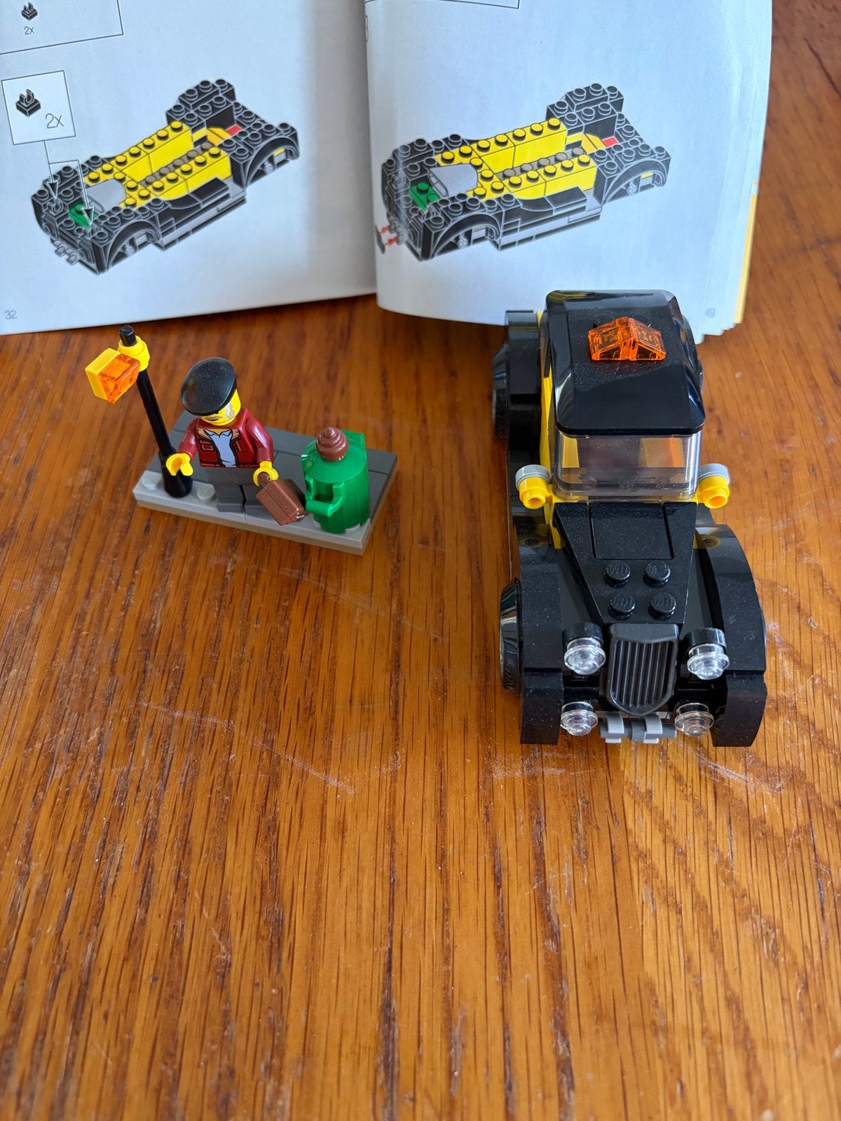 Lego Taxi met Minifiguur en Instructies 40532, Lego, Ophalen of Verzenden, Complete set, Inclusief instructies