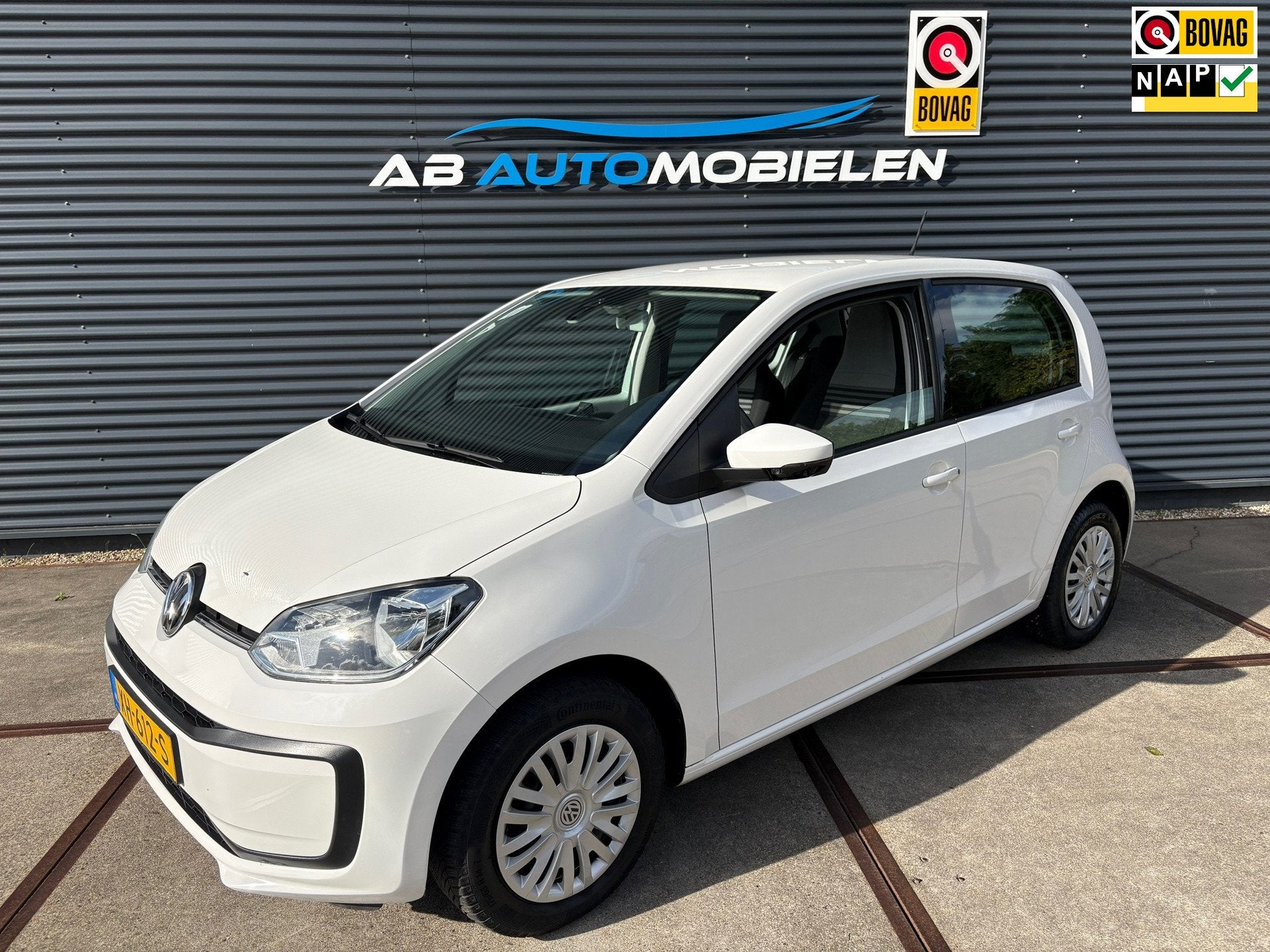 Volkswagen up!