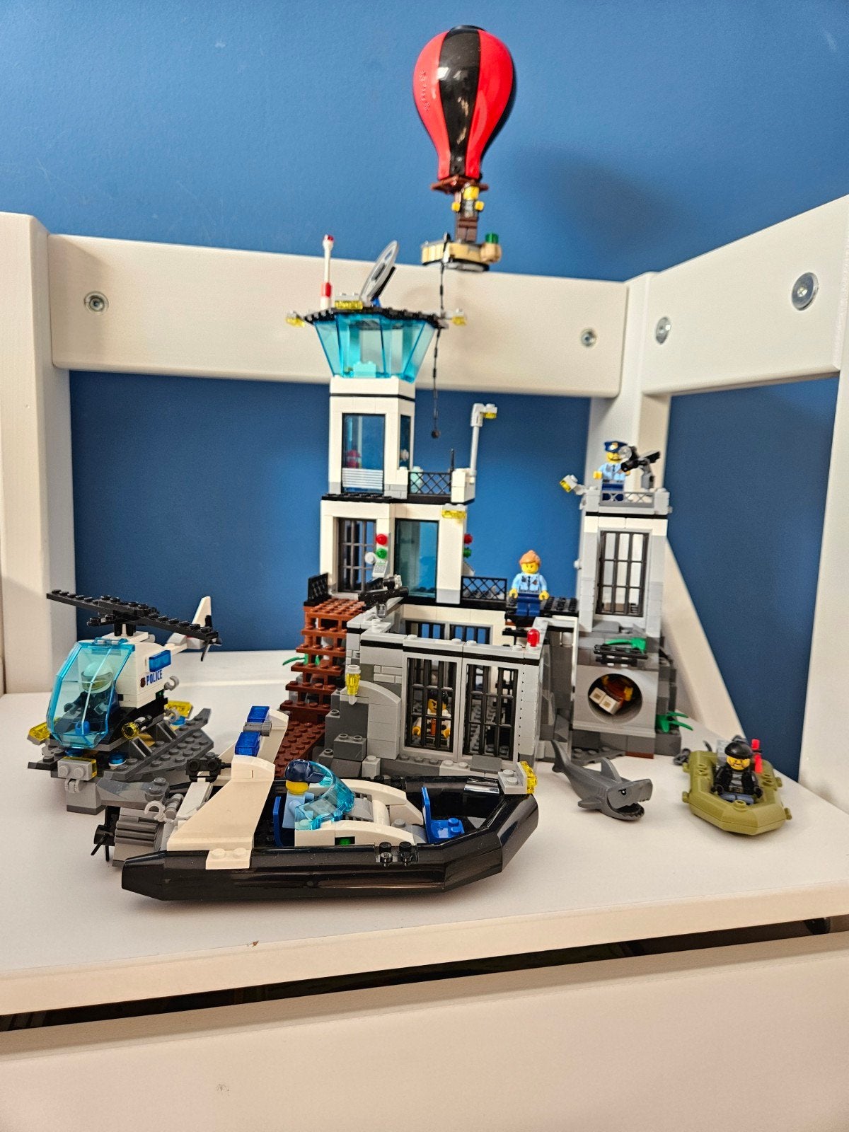 Lego City set 60130: Police Prison Island, Kinderen en Baby's, Speelgoed | Duplo en Lego, Inclusief minifiguren, Lego, Ophalen of Verzenden