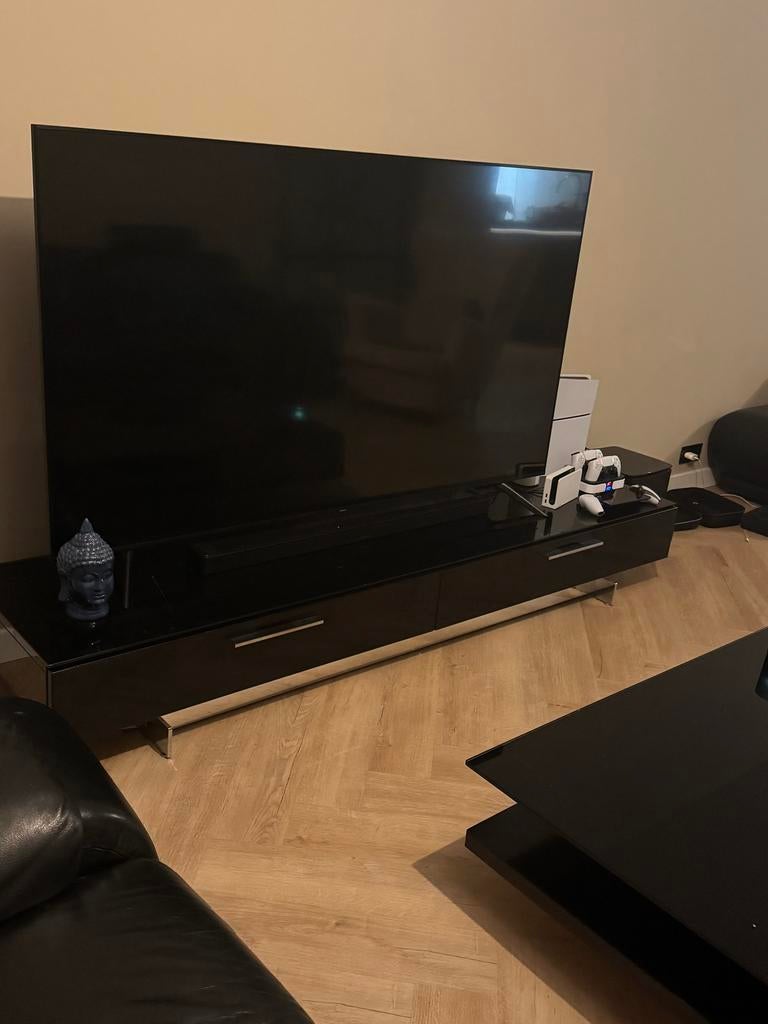 Moderne zwarte tv kast, Ophalen, Kunststof, Gebruikt, 150 tot 200 cm