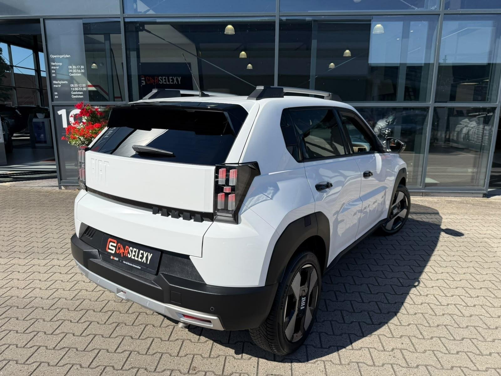 Fiat Grande Panda 1.2 Hybrid La Prima *Automaat*, 12 maanden, Stof, Gebruikt, Bedrijf