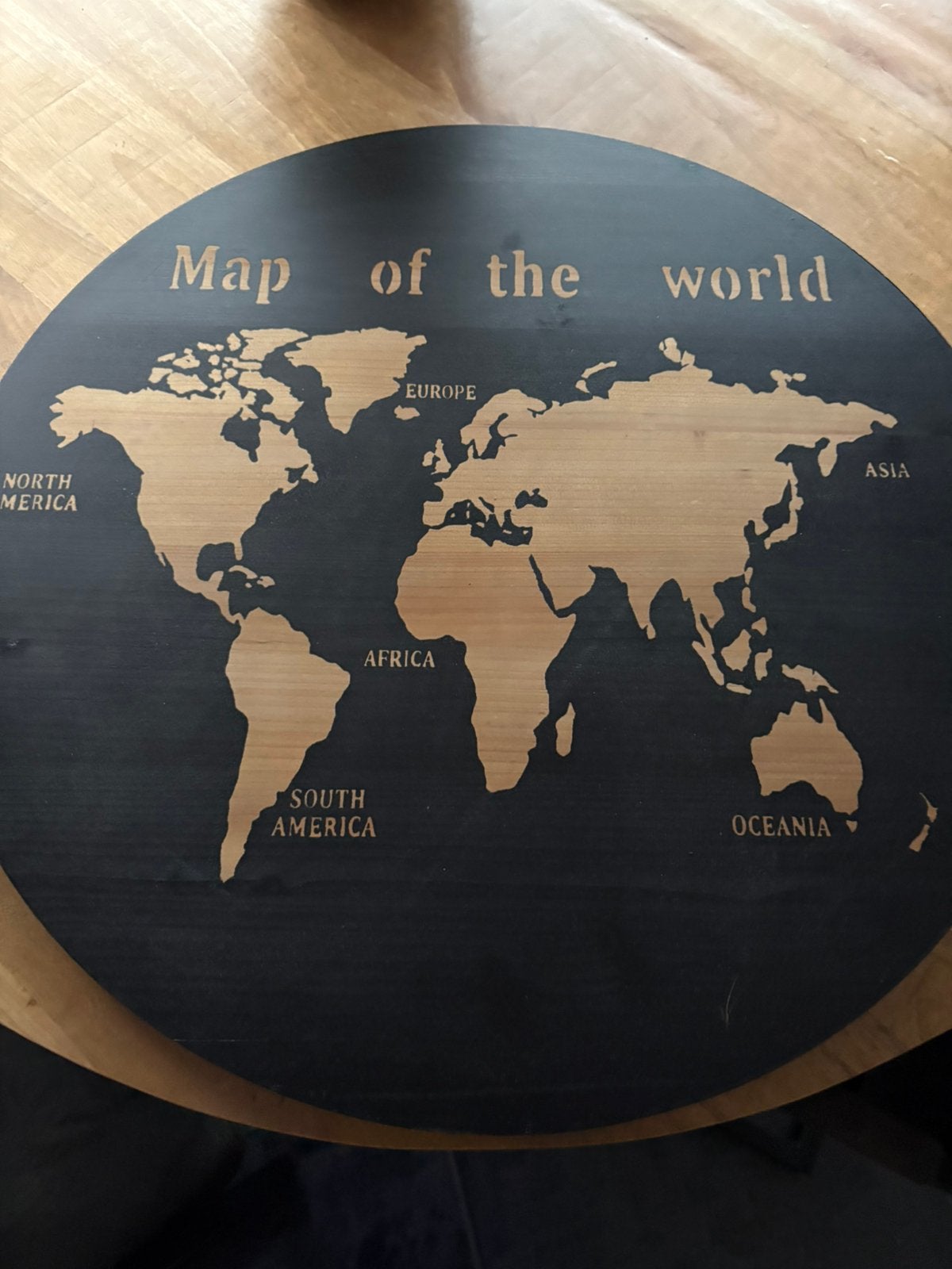 Wand beeld wereld, Huis en Inrichting, Overige typen, Ophalen of Verzenden, Hout, 77 cm