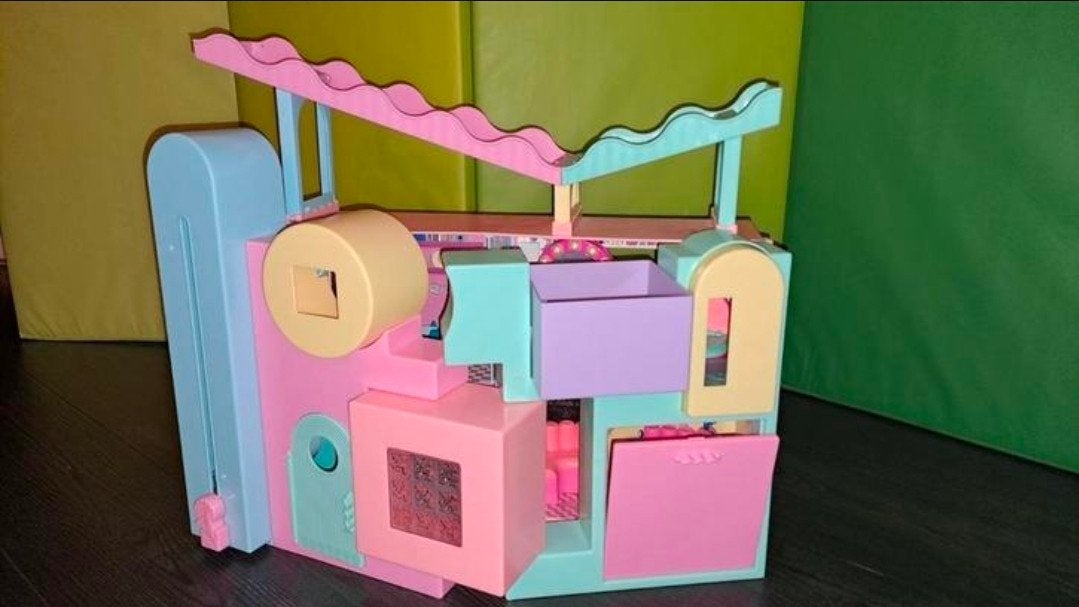 L.O.L. poppenhuis, Ophalen, Zo goed als nieuw, Kunststof
