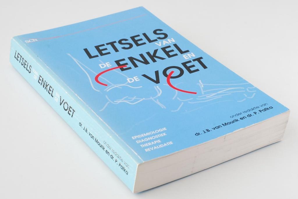 Letsels van de enkel en de voet (1990), Boeken, Verzenden, Beta, Zo goed als nieuw, HBO