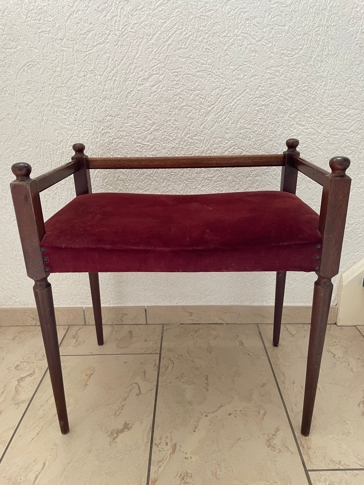 Piano kruk, Ophalen