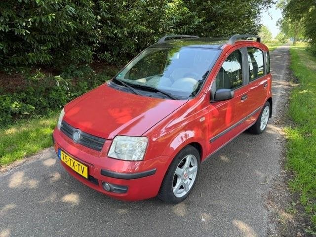 Fiat Panda 1.2 Automaat/Pano/Dynamic/Niewe APK (bj 2004), Auto's, Fiat, Gebruikt, 840 kg, Origineel Nederlands, Bedrijf