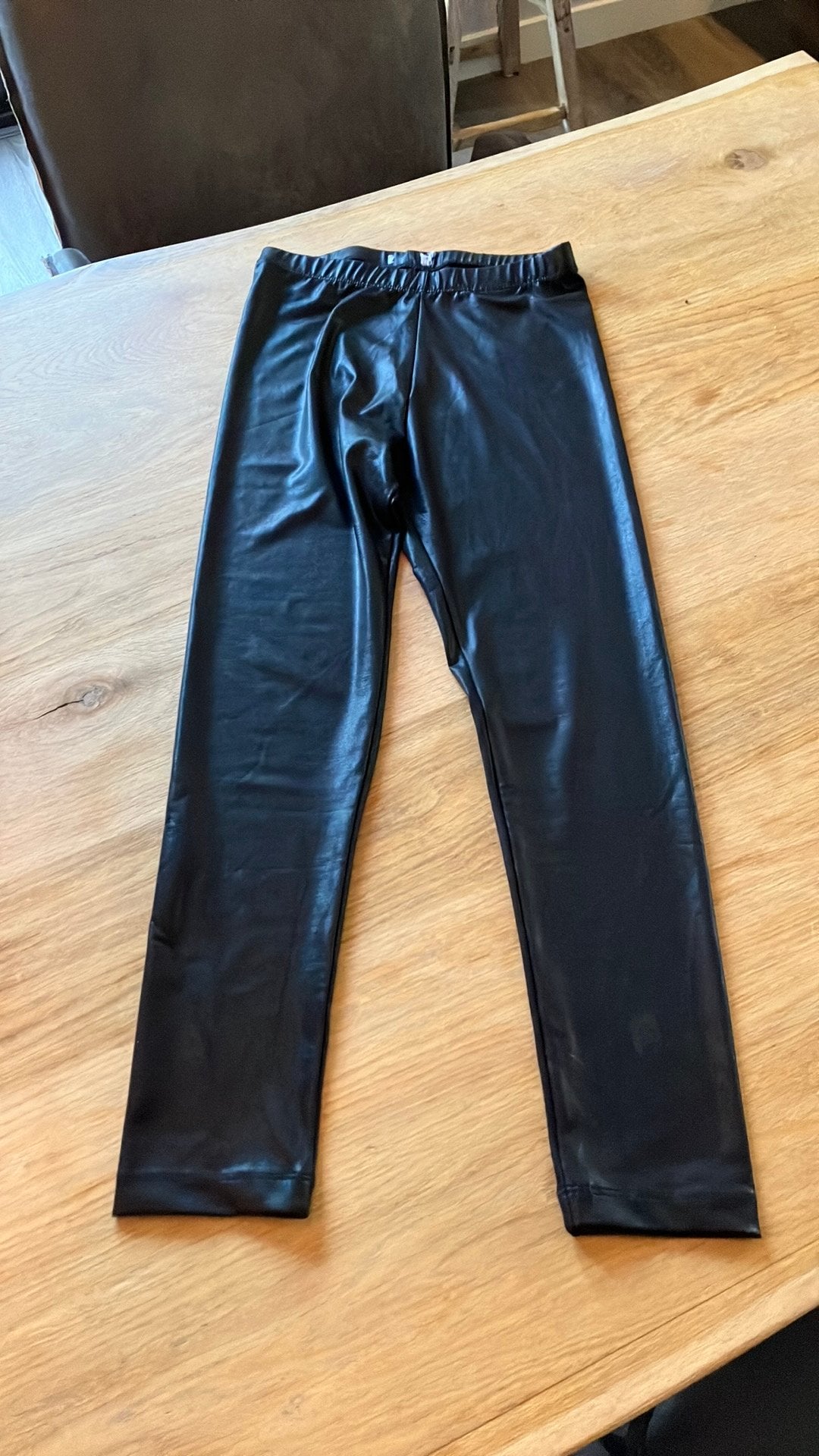Zwarte glans legging mt 122-128 Name it, Ophalen of Verzenden, Gebruikt, Meisje, Broek