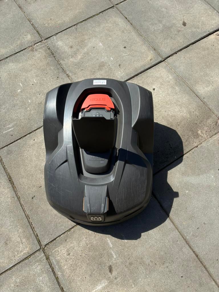 Husqvarna 420, Tuin en Terras, Robotmaaiers, Gebruikt, 20 tot 25 cm, Ophalen