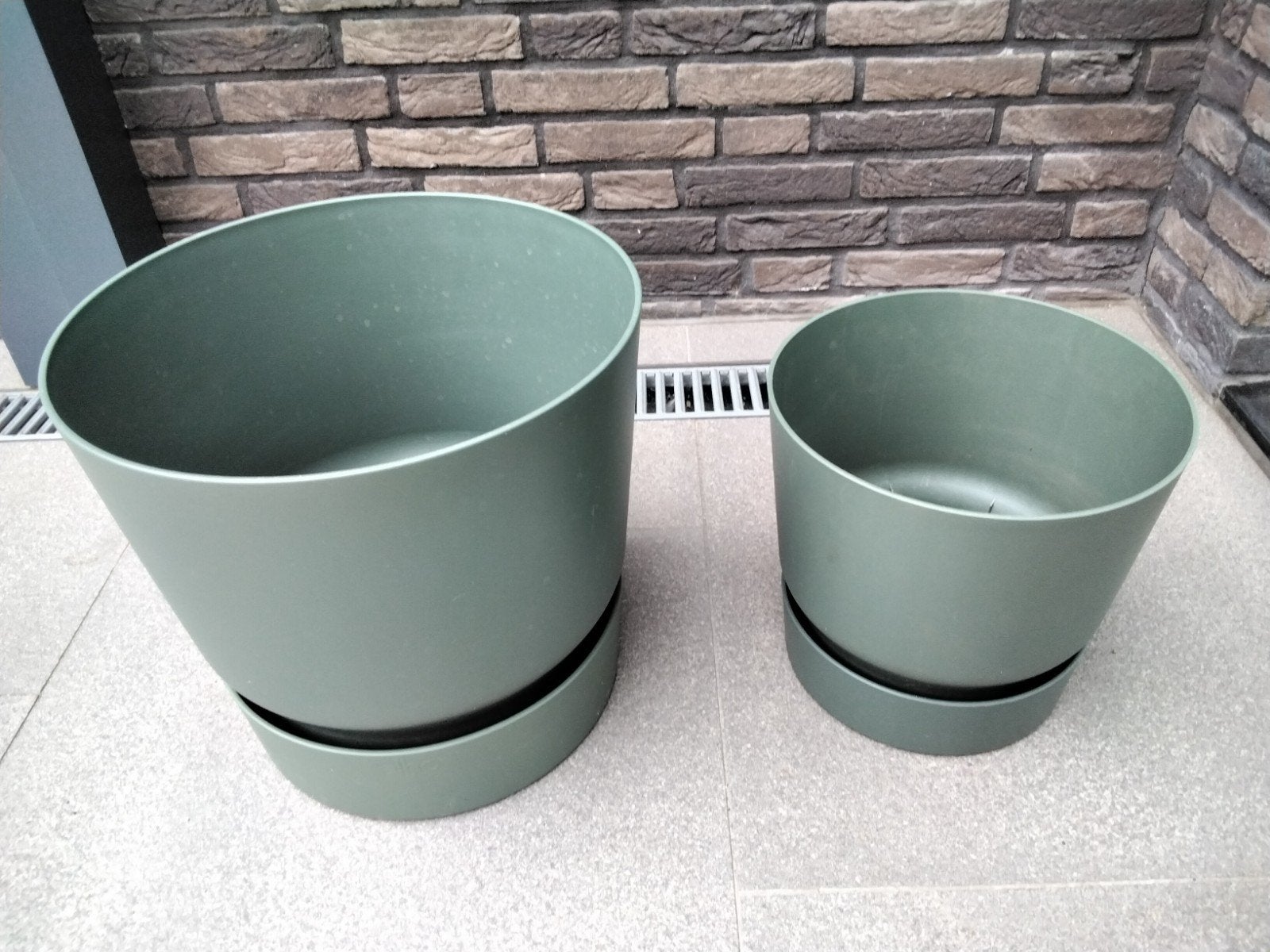 ELHO bloempotten met waterreservoir - 2 stuks , kleur groen., Tuin en Terras, Ophalen, Kunststof, Gebruikt, 40 cm of meer