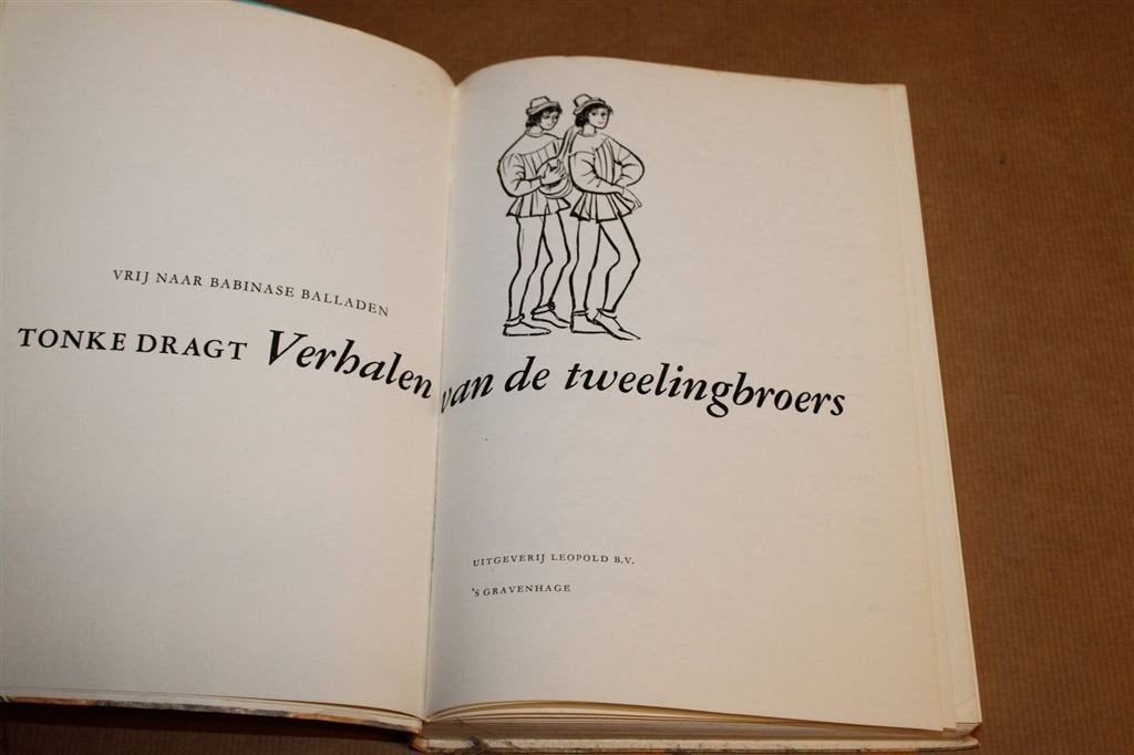 Verhalen van de Tweelingbroers — Tonke Dragt, Leopold 1976, Boeken, Ophalen of Verzenden, Gelezen