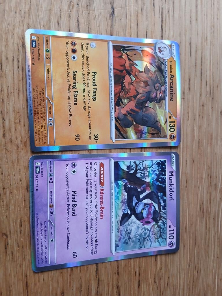Hisuian Arcanine 100/167 & Munkidori 095/167, Ophalen of Verzenden, Zo goed als nieuw, Meerdere kaarten, Foil
