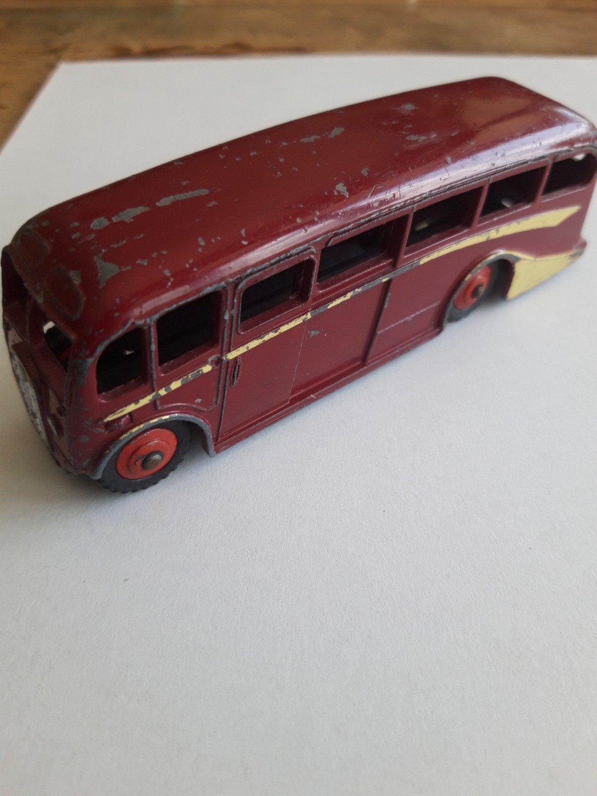 Luxury Coach , Dinky Toys DT 29g ,zeldzaam!, Hobby en Vrije tijd, Modelauto's | 1:43, Ophalen of Verzenden, Gebruikt, Bus of Vrachtwagen