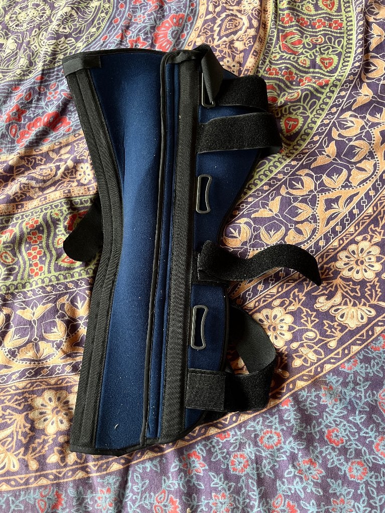 Medische been brace/spalk maat L/XL nu voor 25€, Ophalen of Verzenden, Zo goed als nieuw