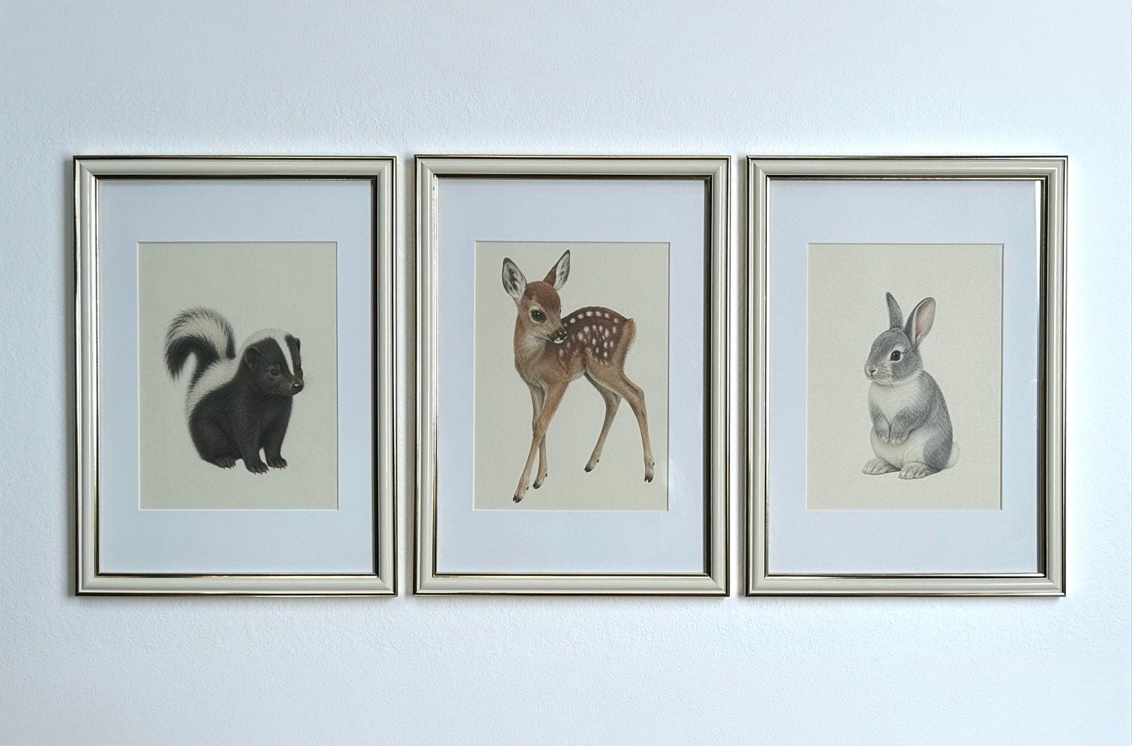 3 vintage stijl lijsten | Bambi | 21x30 cm wit goud | NIEUW, Antiek en Kunst, Ophalen of Verzenden