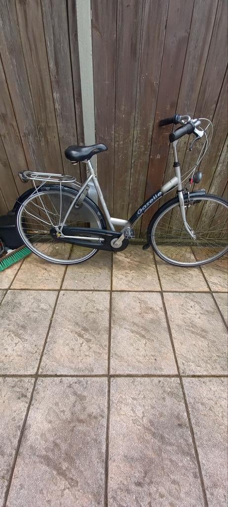 damesfiets 28 inch gazelle, Fietsen en Brommers, Fietsen | Dames | Damesfietsen, Gebruikt, Versnellingen, Gazelle, Trommelrem