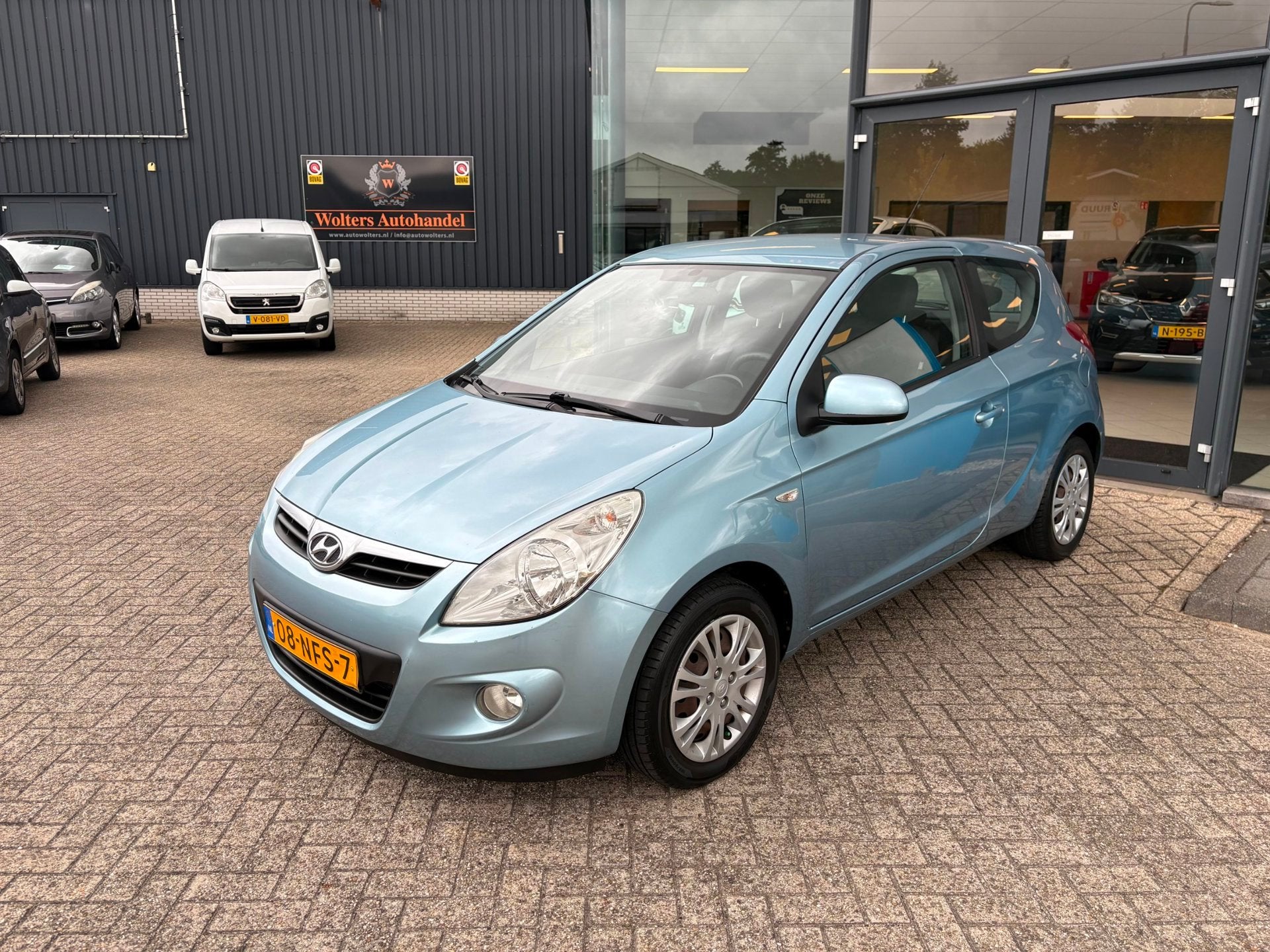 Hyundai i20