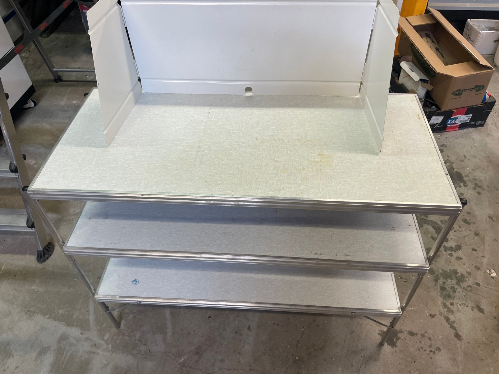 Lichtgewicht aluminium kooktafeltje/ afwas tafel camperen, Ophalen of Verzenden, Gebruikt