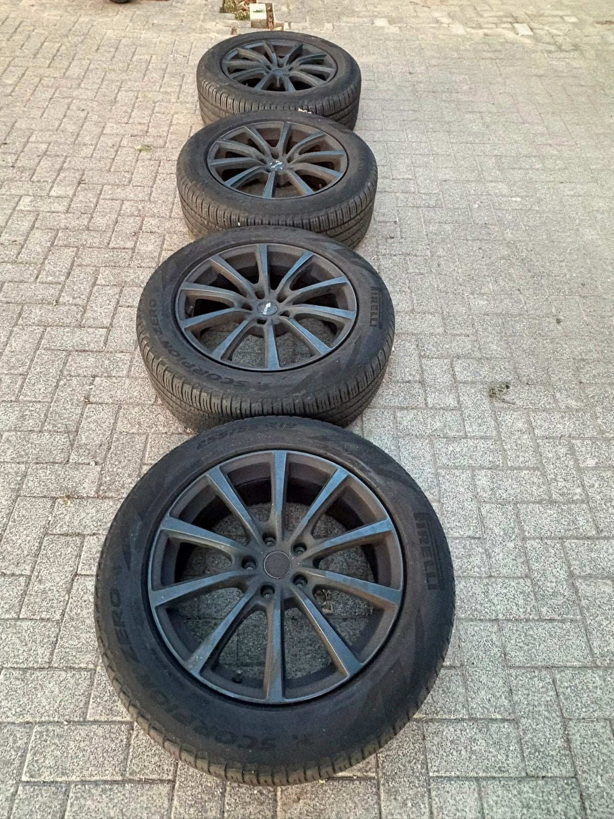19 inch Brock velgen+Pirelli banden, Gebruikt, 255 mm, Banden en Velgen, All Season