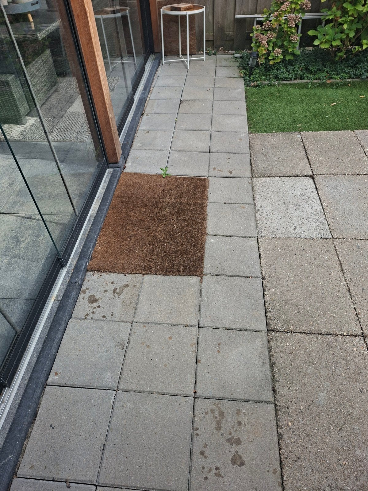 Gebruikte terrastegels en klinkers (beton en grind), Ophalen, Gebruikt, 10 m² of meer, Beton