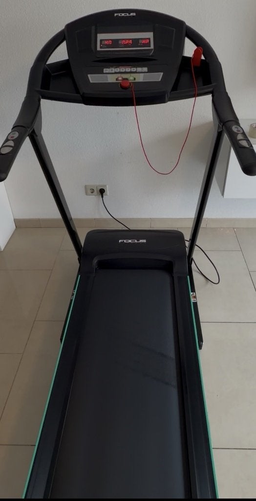 Focus Fitness Jet 2 Loopband – Zo goed als nieuw, Sport en Fitness, Fitnessapparatuur, Ophalen, Benen, Zo goed als nieuw, Metaal