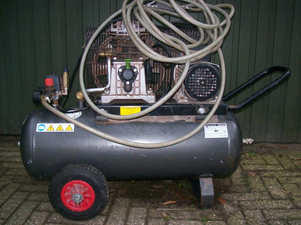 compressors, Doe-het-zelf en Verbouw, Ophalen, 10 bar of meer, Nieuw, 25 tot 100 liter