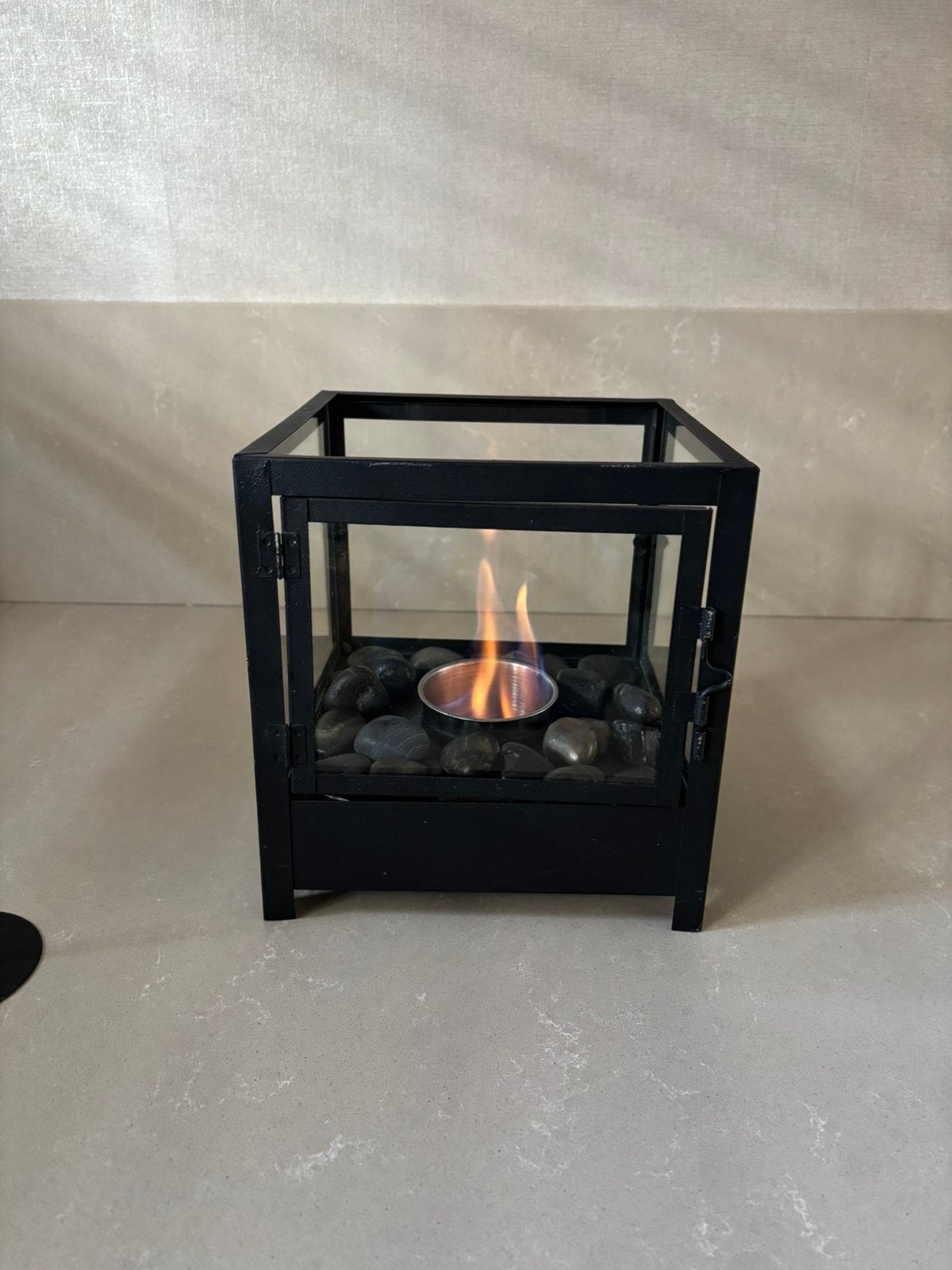 Bio ethanol tafel-/sfeerhaard merkloos met deurtje, Tuin en Terras, Tuinhaarden, Ophalen of Verzenden, Zo goed als nieuw