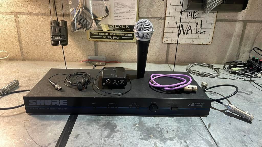 Shure EC4 Wireless unit + dasspeld & Shure PGA48 mic, Muziek en Instrumenten, Microfoons, Ophalen of Verzenden, Gebruikt, Zangmicrofoon