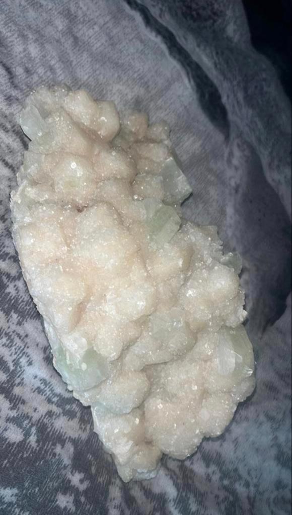 Prachtige Mineraal Cluster - Uniek Stuk, Ophalen of Verzenden, Mineraal