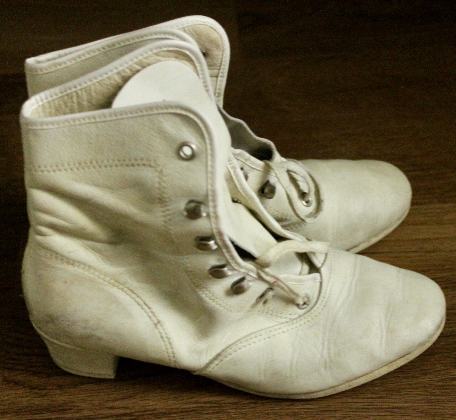 3 paar dansgarde/dansmariekes schoenen - 1 zwart & 2 wit, Ophalen of Verzenden, Zwart, Sneakers of Gympen