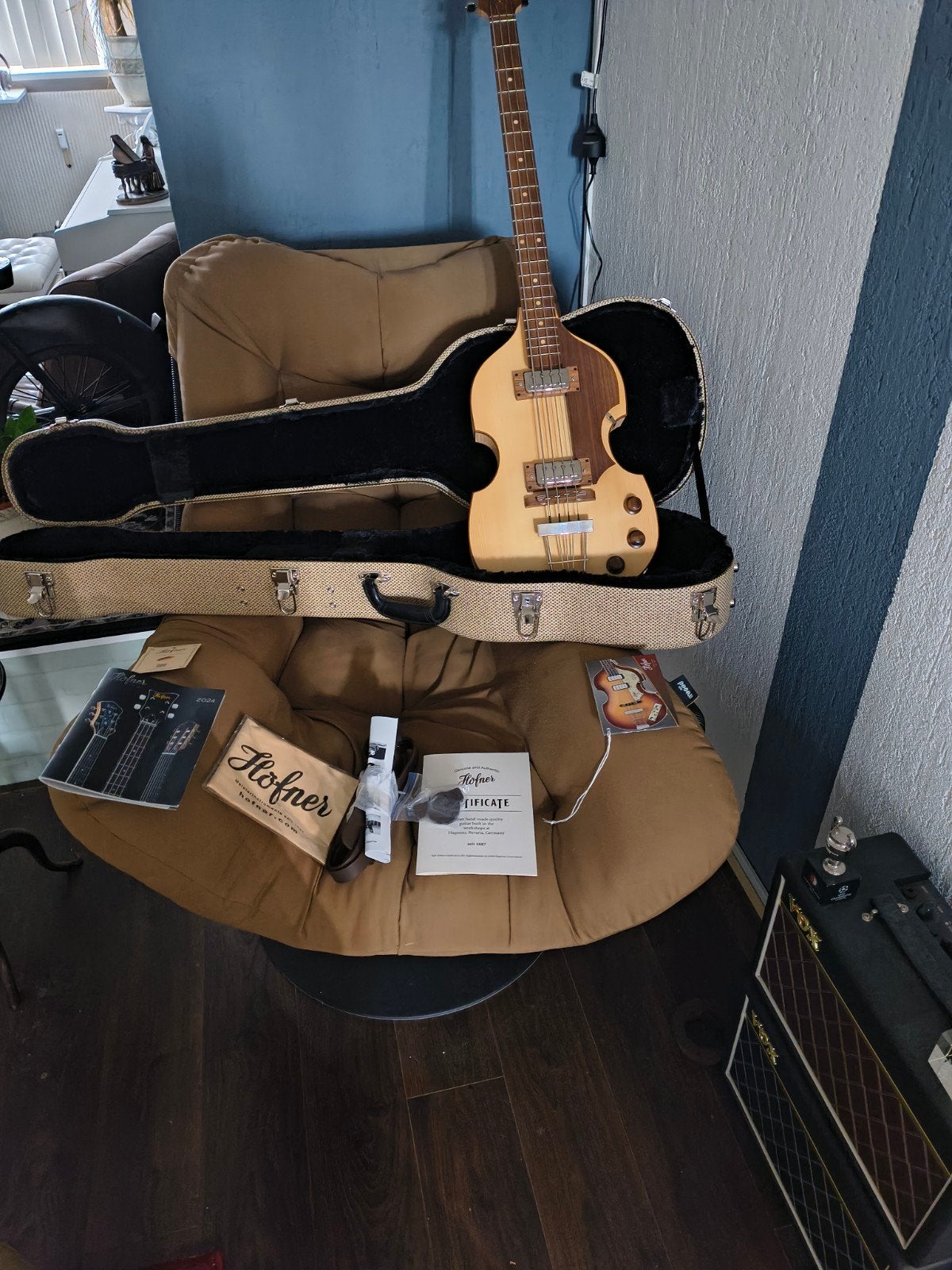 Höfner Violin Bass - Green Line, Muziek en Instrumenten, Ophalen, Zo goed als nieuw, Solid body, Overige merken
