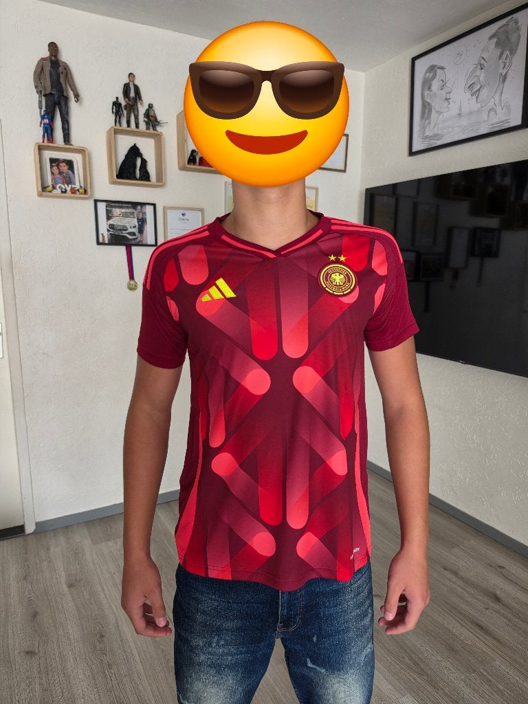 Nieuw: Duitsland Uitshirt EK 2024 (Maat S), Nieuw, Ophalen of Verzenden, Adidas, Rood