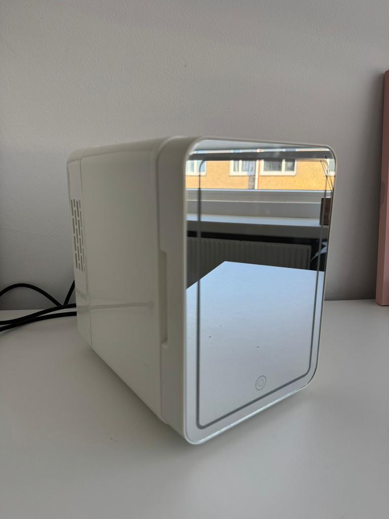 Koelkast mini, Ophalen, Zonder vriesvak, Nieuw, Minder dan 75 liter