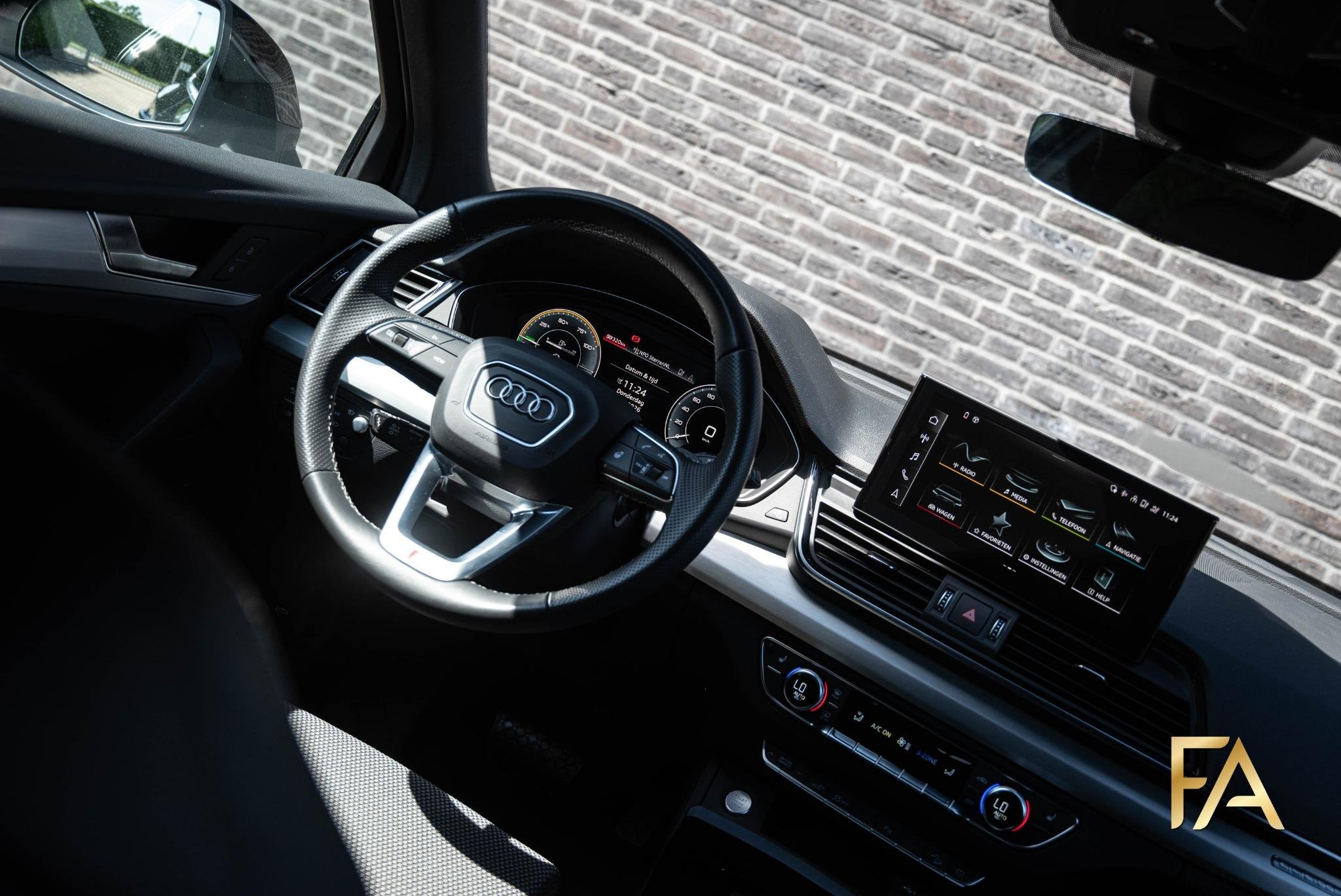 Audi Q5 55 TFSI e S edition Competition SLine|367PK|Headup|L, Auto's, Automaat, 14 kWh, Gebruikt, Euro 6