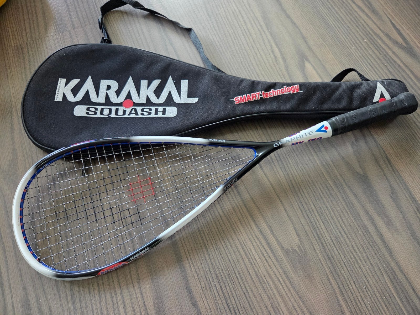 Karakal MX-150 Squash Racket met Hoes, Sport en Fitness, Ophalen of Verzenden, Gebruikt, Racket, Met hoes