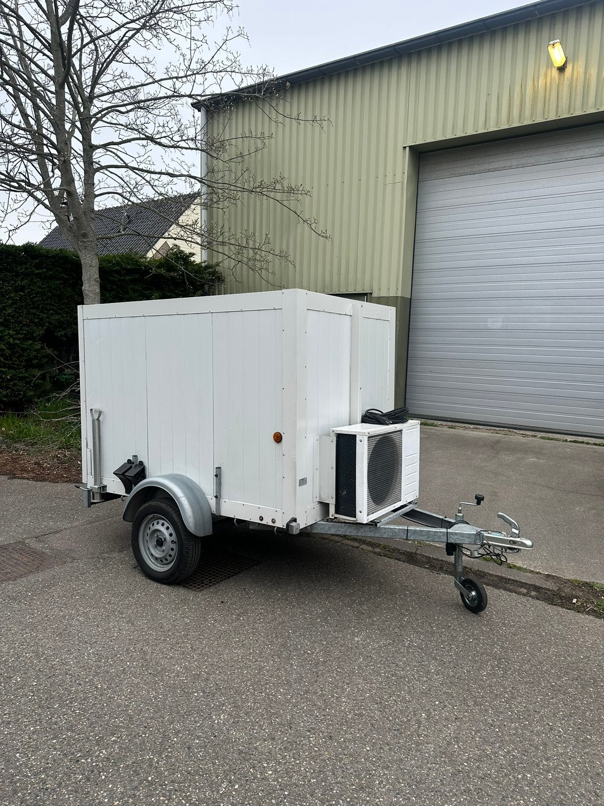 Koelaanhanger te huur - te besturen met B rijbewijs, Hobby en Vrije tijd, Ophalen of Verzenden, Zo goed als nieuw, Overige