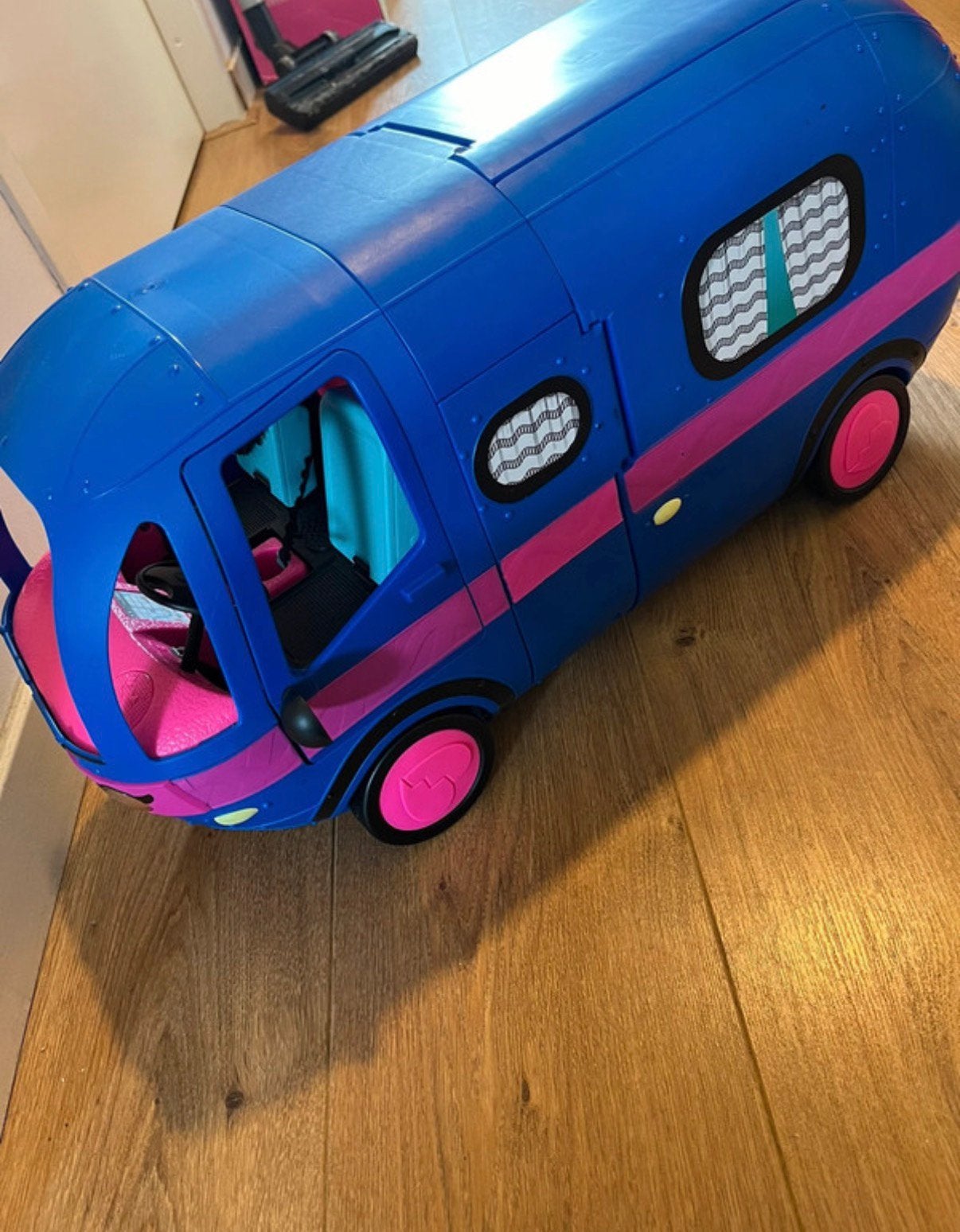 L.O.L. Surprise 4 in 1 glamper, Kinderen en Baby's, Ophalen of Verzenden, Zo goed als nieuw